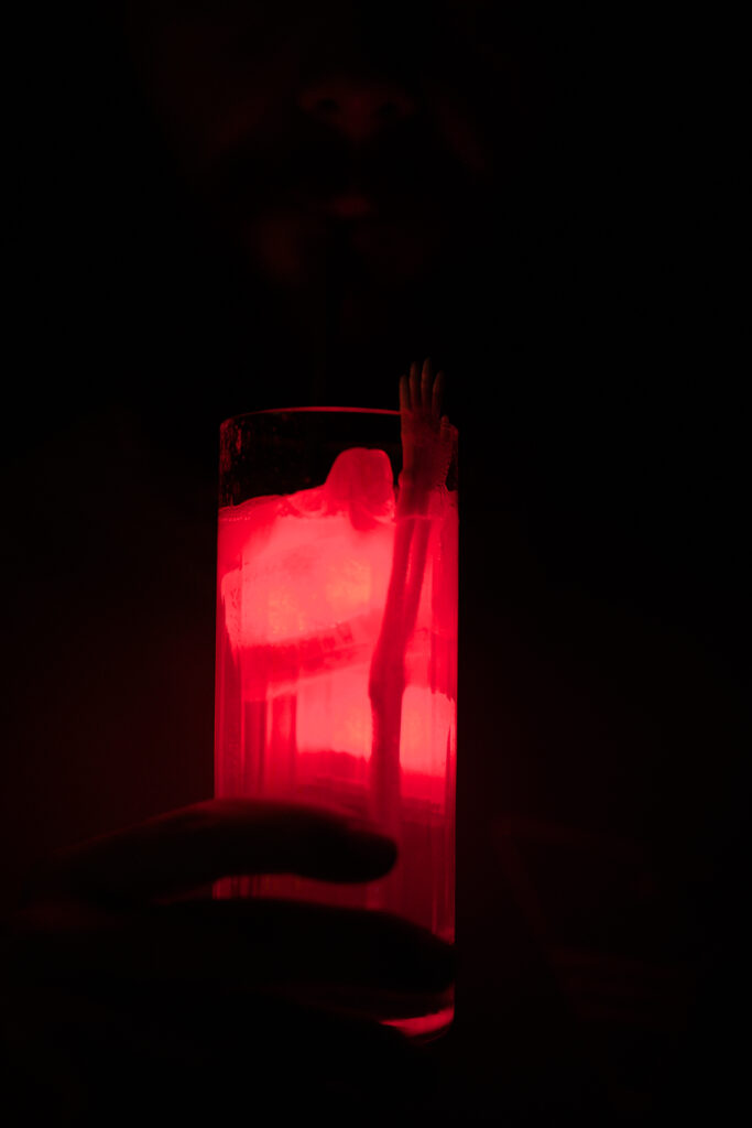 Winnifred Sanderson - Lit Up with Glow Cubes